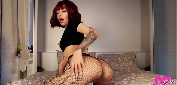  Tattooed Guy From Music Group Rough Fucks Redhead Groupie To Orgasm In Hotel